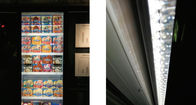 O diodo emissor de luz que ilumina o supermercado do desempenho refrigerou o vertical das vitrinas