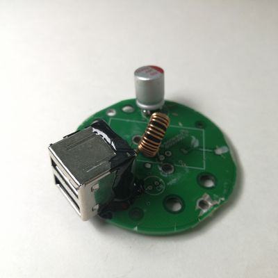 Sobre - a injeção plástica moldada molda o material do Pvc com conjuntos do Pcba